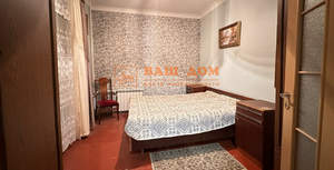 2-к квартира, вторичка, 43м2, 1/4 этаж