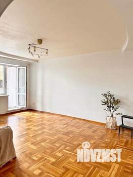 3-к квартира, вторичка, 97м2, 3/7 этаж