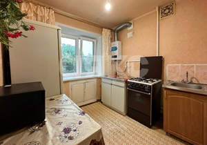 3-к квартира, вторичка, 43м2, 2/4 этаж