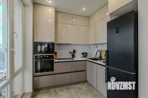 3-к квартира, вторичка, 70м2, 8/25 этаж