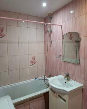 2-к квартира, вторичка, 43м2, 1/5 этаж