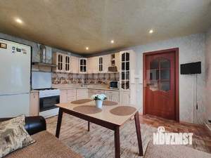 3-к квартира, вторичка, 63м2, 1/1 этаж