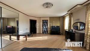 4-к квартира, вторичка, 130м2, 6/9 этаж