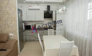 2-к квартира, вторичка, 68м2, 3/3 этаж