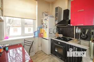 3-к квартира, вторичка, 63м2, 1/2 этаж