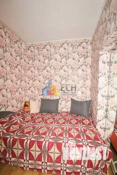 2-к квартира, вторичка, 43м2, 1/4 этаж