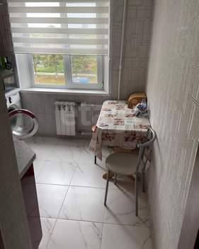 3-к квартира, вторичка, 58м2, 3/5 этаж