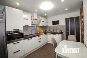 2-к квартира, вторичка, 58м2, 9/17 этаж