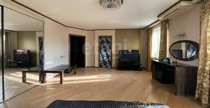 4-к квартира, вторичка, 130м2, 6/9 этаж