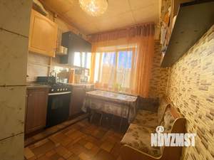2-к квартира, вторичка, 43м2, 1/5 этаж