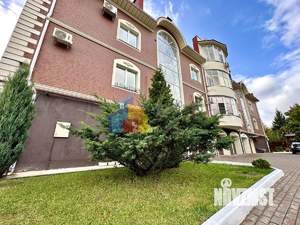 2-к квартира, вторичка, 62м2, 1/4 этаж