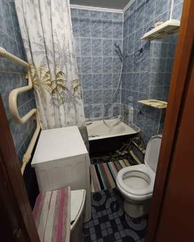 3-к квартира, вторичка, 56м2, 5/5 этаж