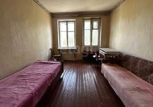 2-к квартира, вторичка, 56м2, 3/3 этаж