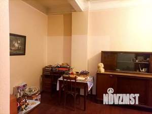 2-к квартира, вторичка, 60м2, 3/3 этаж