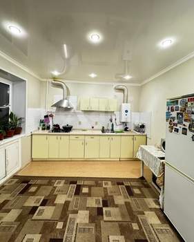 5-к квартира, вторичка, 102м2, 4/5 этаж