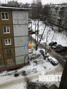 4-к квартира, вторичка, 58м2, 5/5 этаж