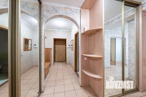 3-к квартира, вторичка, 115м2, 3/16 этаж