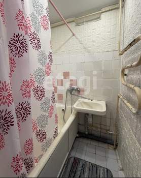 2-к квартира, вторичка, 45м2, 5/5 этаж