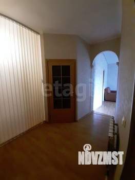 3-к квартира, вторичка, 60м2, 1/1 этаж