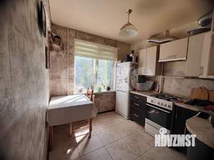 2-к квартира, вторичка, 46м2, 3/5 этаж