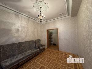 2-к квартира, вторичка, 52м2, 1/4 этаж