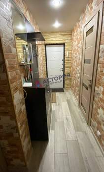 2-к квартира, вторичка, 49м2, 1/5 этаж