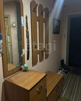 3-к квартира, вторичка, 58м2, 1/5 этаж