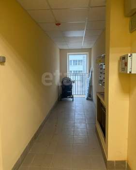 1-к квартира, вторичка, 37м2, 1/3 этаж