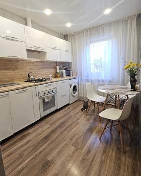 3-к квартира, вторичка, 66м2, 1/9 этаж