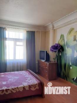 4-к квартира, вторичка, 106м2, 4/5 этаж