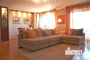 4-к квартира, вторичка, 124м2, 9/10 этаж