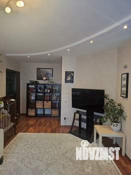 3-к квартира, вторичка, 64м2, 1/9 этаж