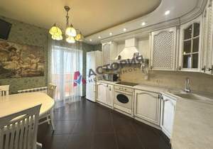 2-к квартира, вторичка, 80м2, 2/14 этаж