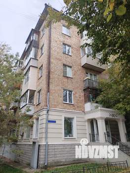 2-к квартира, вторичка, 40м2, 1/5 этаж
