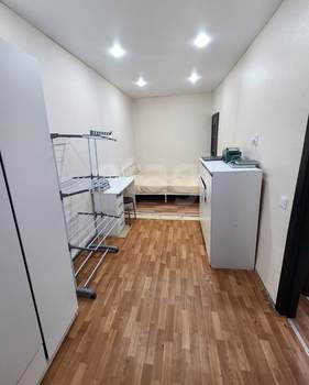 2-к квартира, вторичка, 43м2, 1/5 этаж