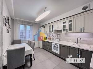 3-к квартира, вторичка, 97м2, 2/18 этаж