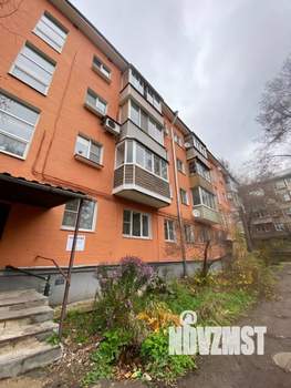 2-к квартира, вторичка, 46м2, 1/4 этаж