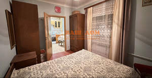 2-к квартира, вторичка, 43м2, 1/4 этаж