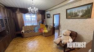 3-к квартира, вторичка, 74м2, 5/5 этаж