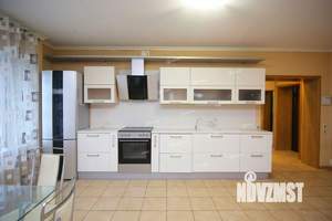 2-к квартира, вторичка, 72м2, 7/9 этаж