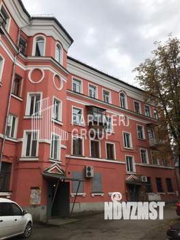 4-к квартира, вторичка, 112м2, 2/4 этаж