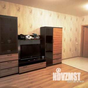 2-к квартира, вторичка, 57м2, 1/3 этаж