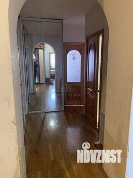 4-к квартира, вторичка, 97м2, 3/3 этаж