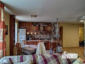 3-к квартира, вторичка, 113м2, 1/9 этаж