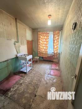 3-к квартира, вторичка, 64м2, 1/9 этаж