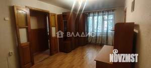 2-к квартира, вторичка, 42м2, 1/4 этаж