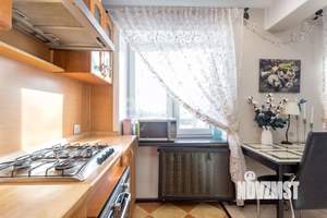 2-к квартира, вторичка, 40м2, 5/5 этаж