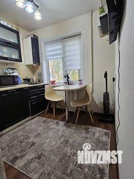 2-к квартира, вторичка, 42м2, 2/5 этаж
