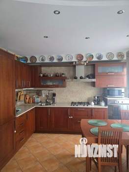 3-к квартира, вторичка, 64м2, 1/9 этаж