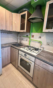 2-к квартира, вторичка, 42м2, 1/5 этаж